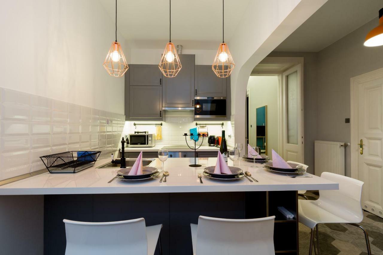 Luxury Twin 1-bedroom in Kazinczy street Budapeszt Zewnętrze zdjęcie