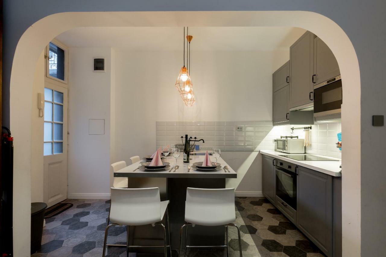 Luxury Twin 1-bedroom in Kazinczy street Budapeszt Zewnętrze zdjęcie